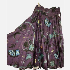 Pin Up Girl Fortune Teller Skirt - Print by  Stephanie Buscema - Size L - EUC